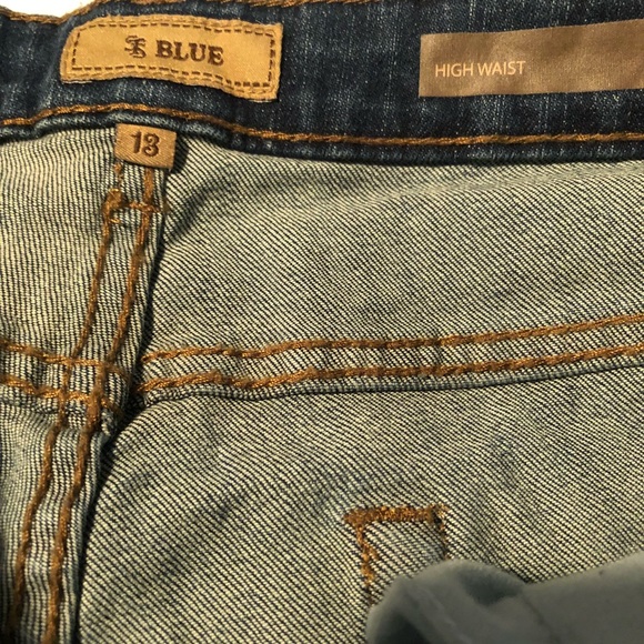 STS Blue Nordstrom shorts Sz13 Factory Distressed - Picture 5 of 5